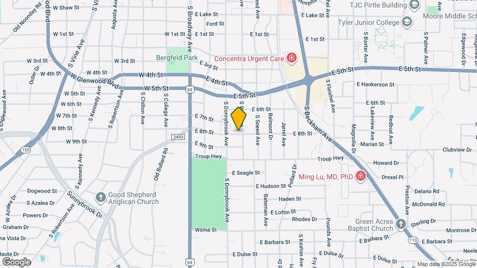 418 E 8th St Map and Location Details