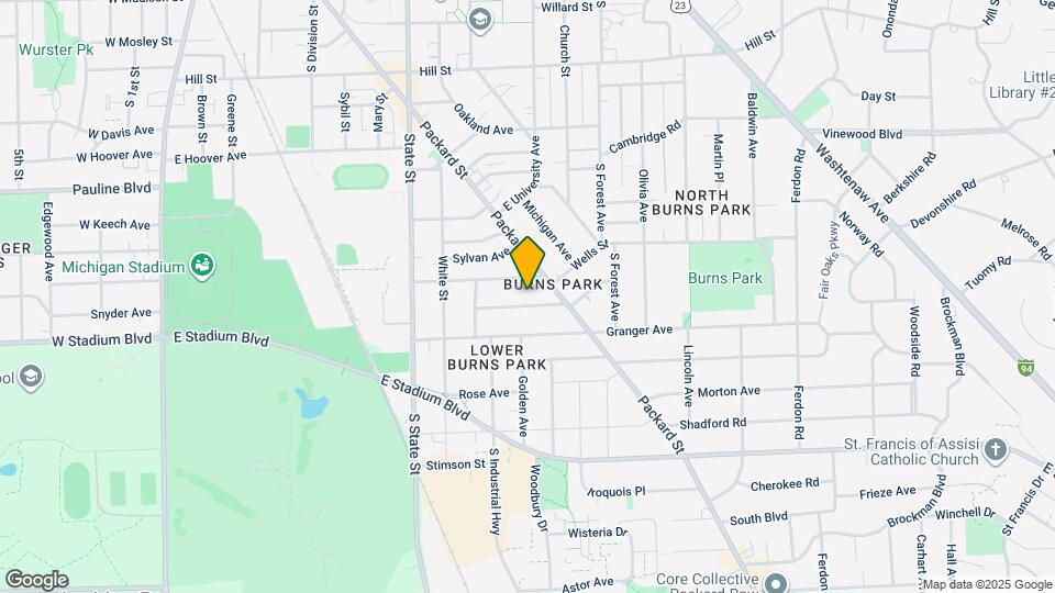 945 Woodlawn Ave Map and Location Details