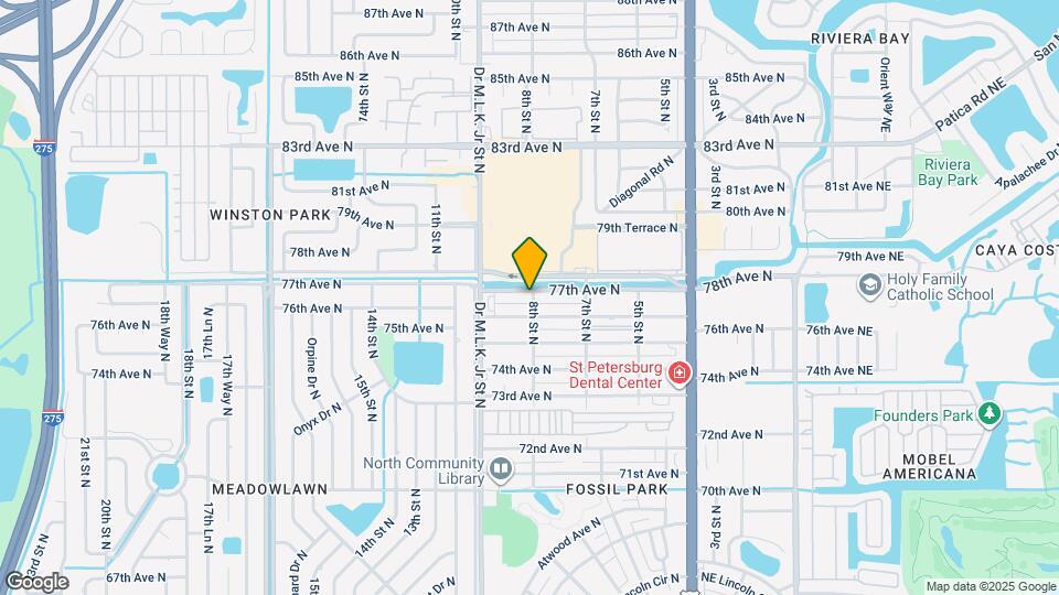 7670 8th St N Mapa y Detalles de la Ubicación