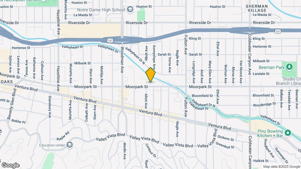 13515 Moorpark St Map and Location Details