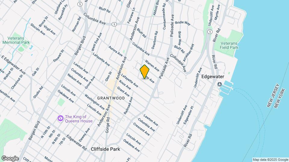 243 Franklin Ave Mapa y Detalles de la Ubicación