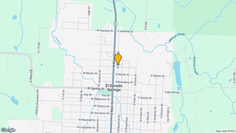 401 N St James St Map and Location Details