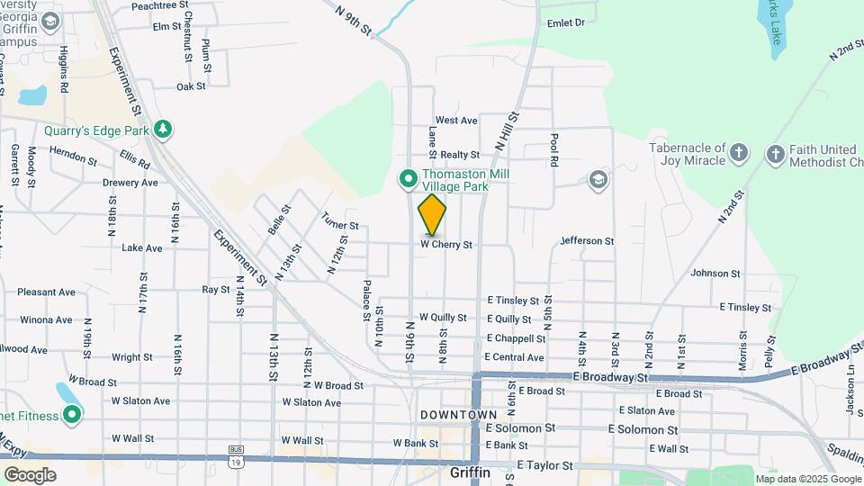 211 W Cherry St Mapa y Detalles de la Ubicación