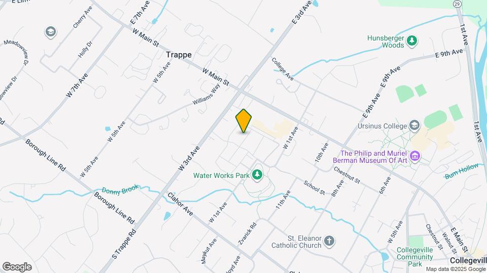 819 Dewees Pl Map and Location Details