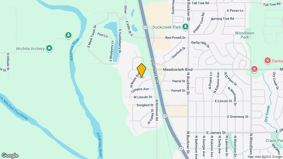 422 W Mahoney Dr Map and Location Details