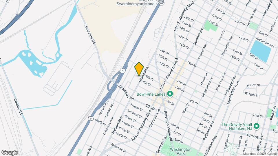 801 Grand Ave Map and Location Details