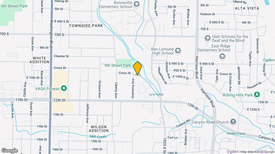 982 Gramercy Ave Map and Location Details