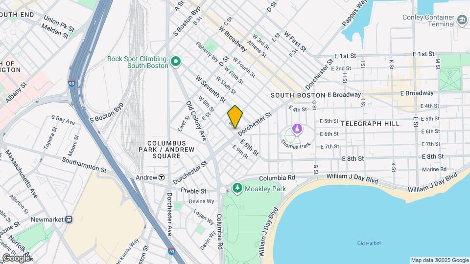 218 W 8th St Map and Location Details