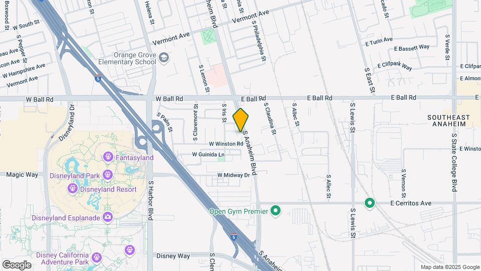 1331 S Anaheim Blvd Mapa y Detalles de la Ubicación