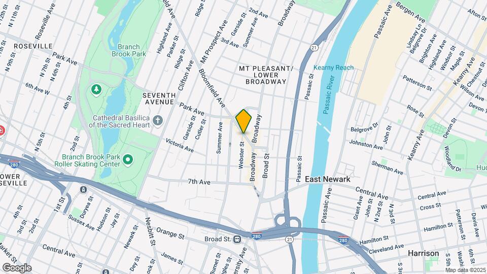 4 Webster St-Unit -1FR Map and Location Details