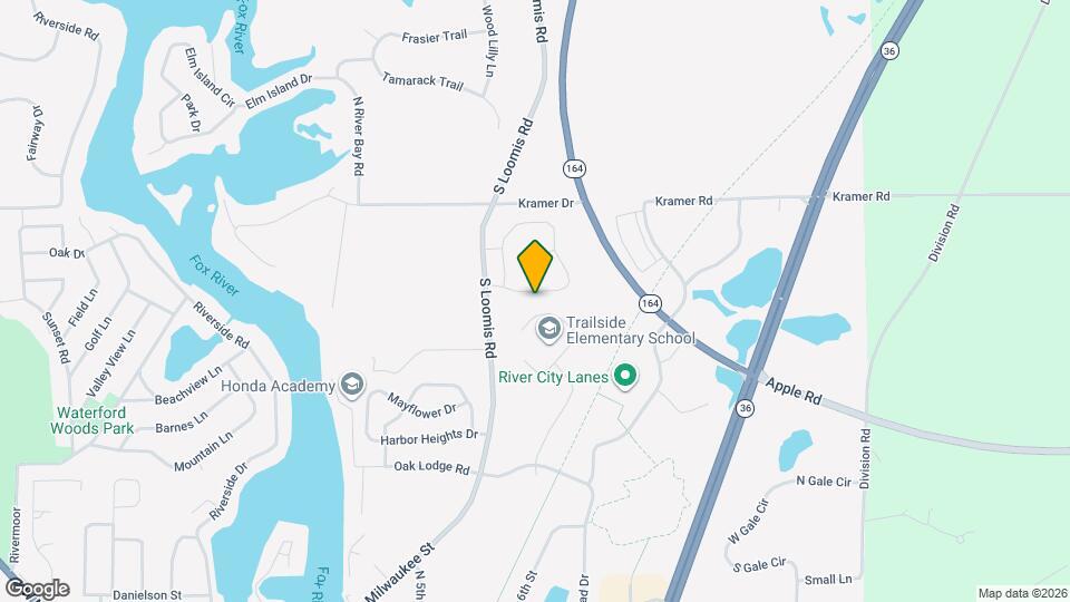 664 E Blf Cir Map and Location Details