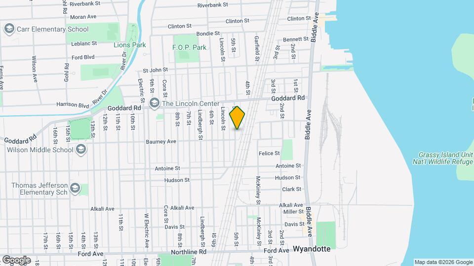 1147 5th St, Unit McDaniel Apartments Map and Location Details