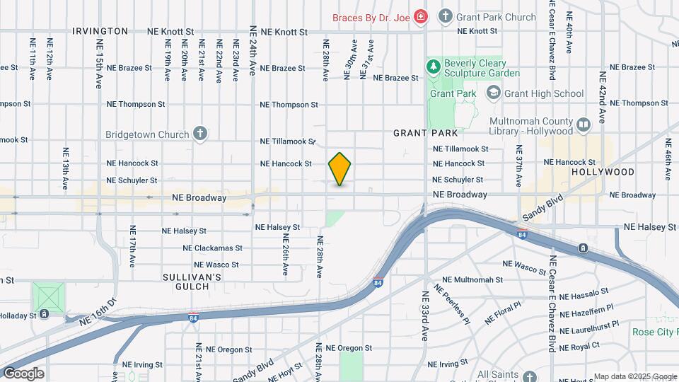 2835 NE Broadway Map and Location Details
