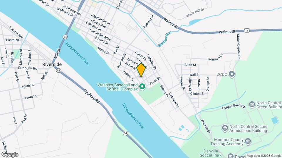 934 Grand St Map and Location Details