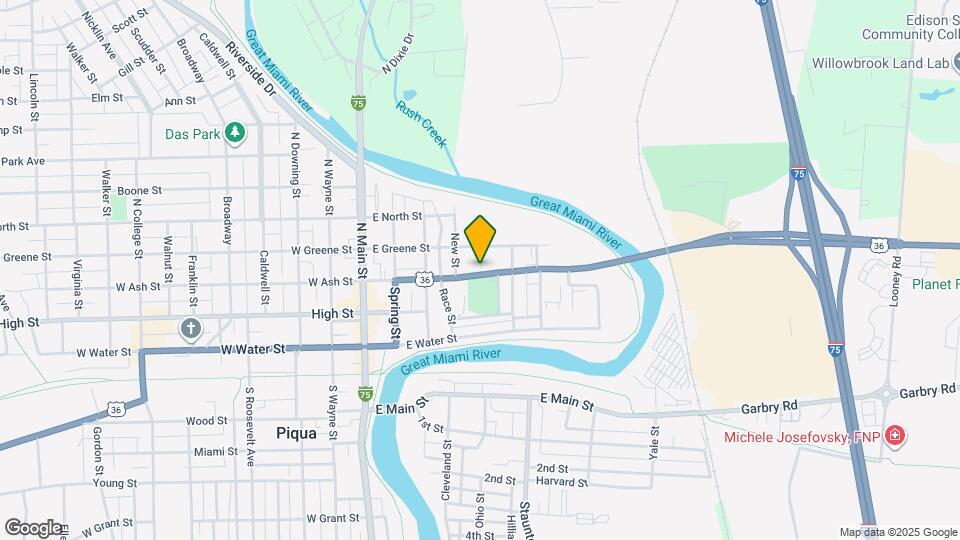 418 E Ash St Map and Location Details