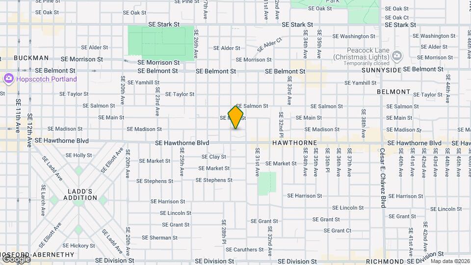 2912 SE Madison St Map and Location Details