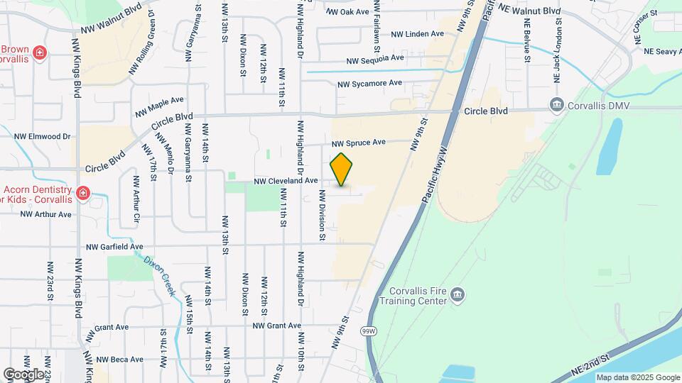 965 NW Hobart Ave Map and Location Details