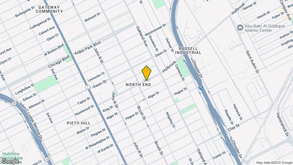 558 Holbrook Ave Mapa y Detalles de la Ubicación