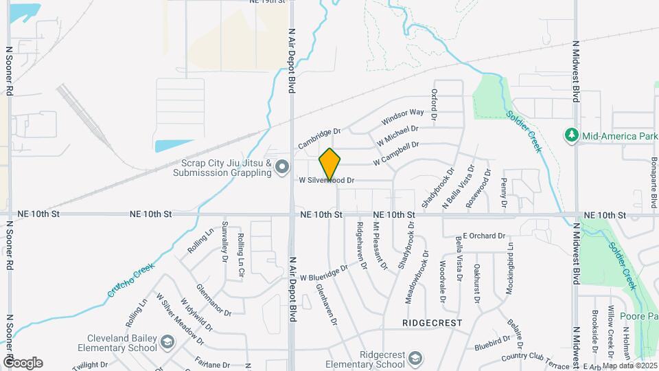 402 W Silverwood Dr Map and Location Details