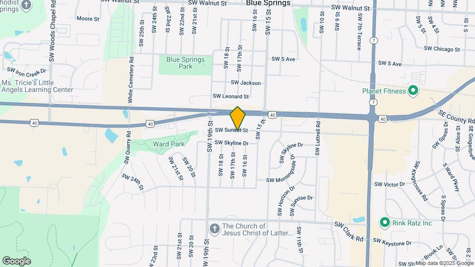 1604 SW Sunset St Map and Location Details
