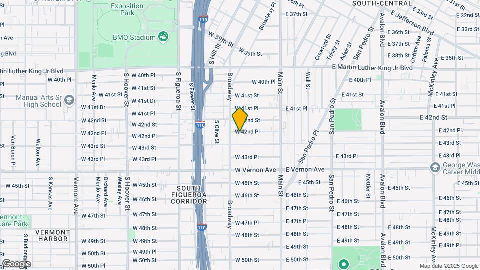 254 W 42nd Pl Map and Location Details