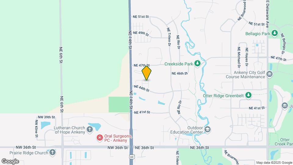 204 NE Chalet Ln Map and Location Details