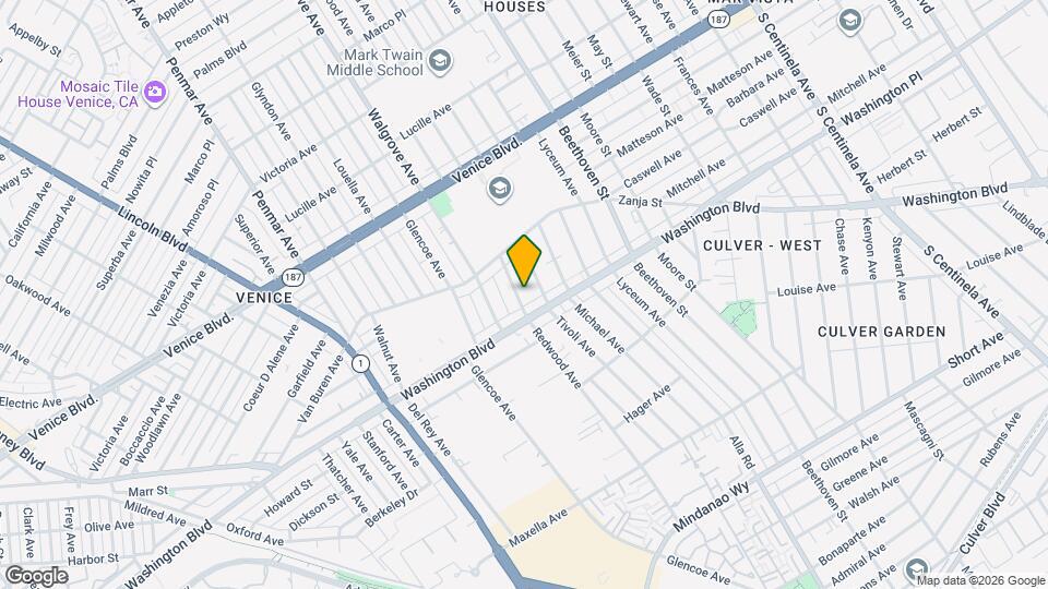 3954 Redwood Ave Map and Location Details