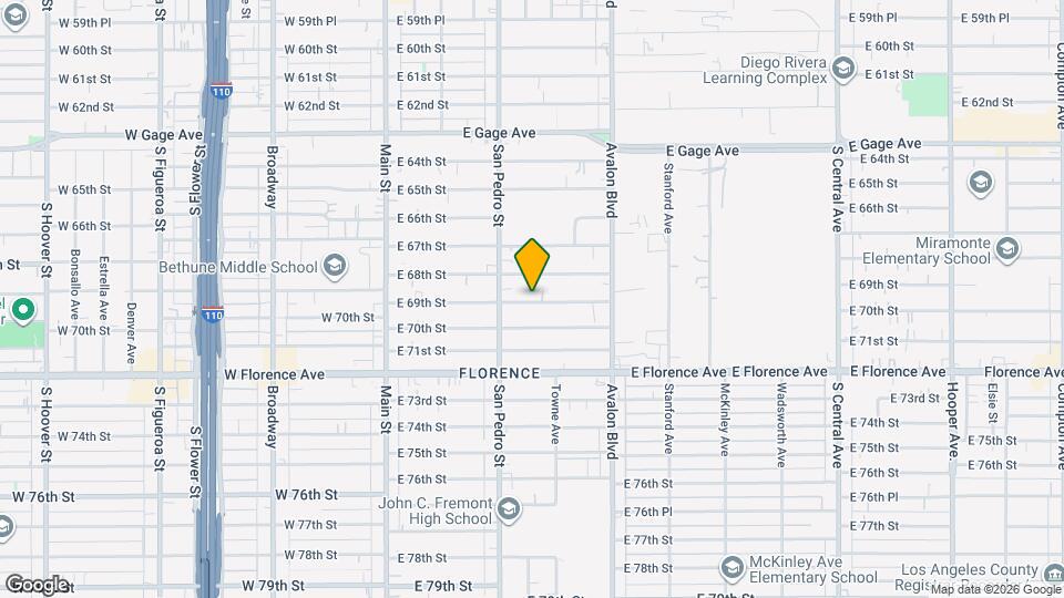 335 E 69th St Mapa y Detalles de la Ubicación