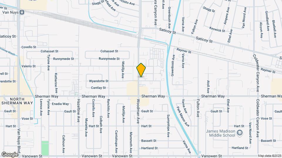13653 Wyandotte St Map and Location Details