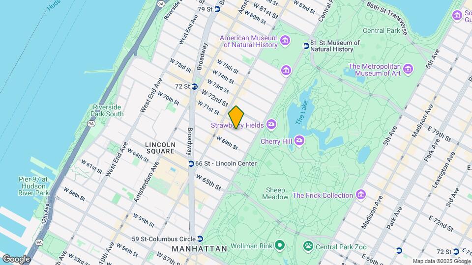 39 W 70th St Map and Location Details