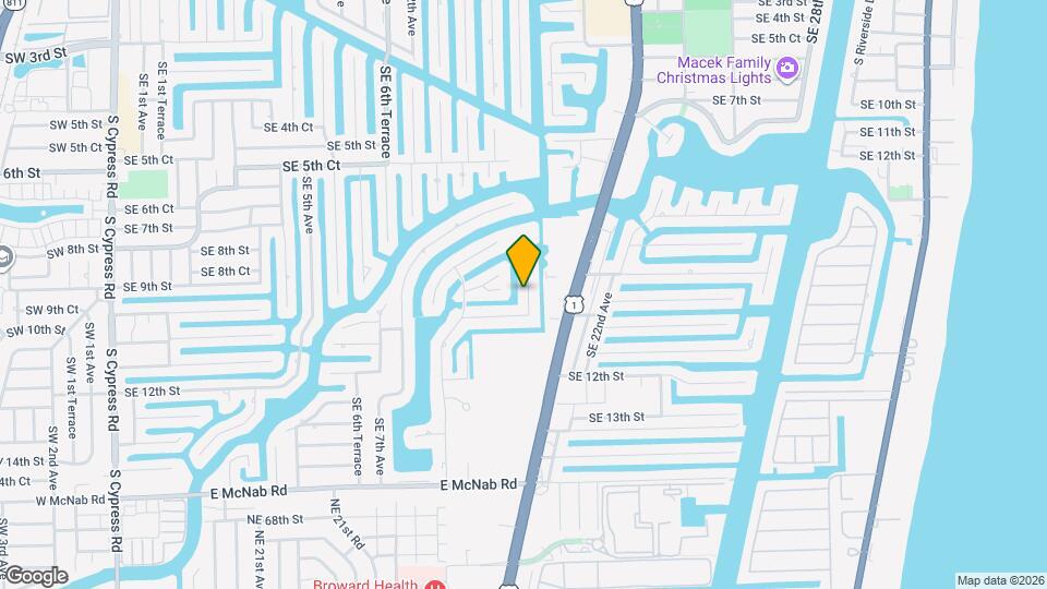 949 SE 10th Ct Map and Location Details