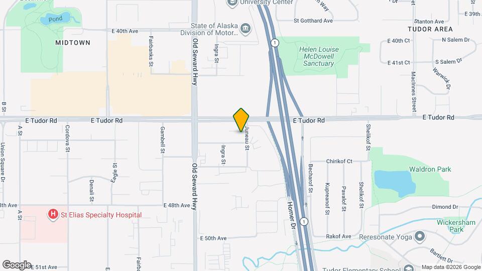 935 E 45th Ct Map and Location Details