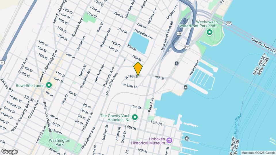 24 W 19th St Map and Location Details