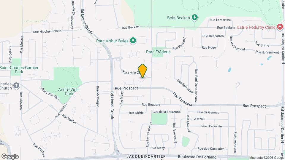 866-880 Du Mont-Brome Rue Map and Location Details