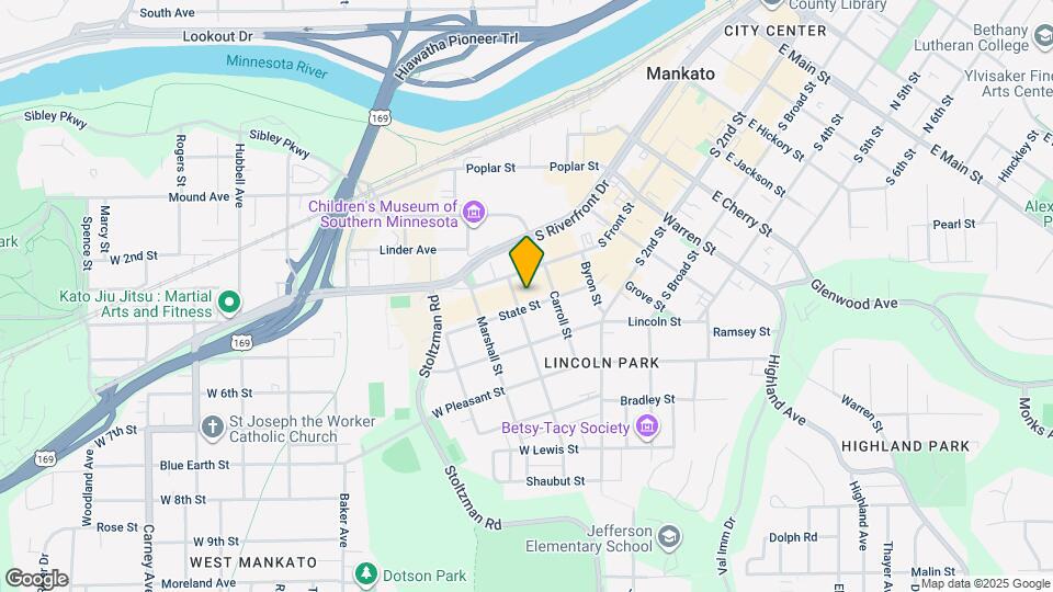 224 State St Map and Location Details