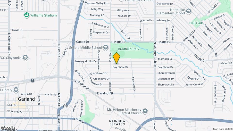 817 N Shore Dr Map and Location Details