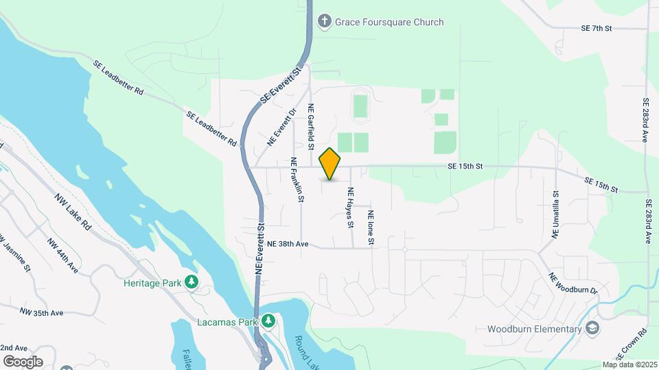 732 NE 42nd Cir Map and Location Details