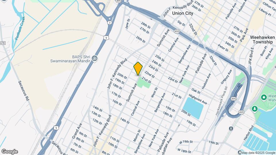 2015 Summit Ave Map and Location Details