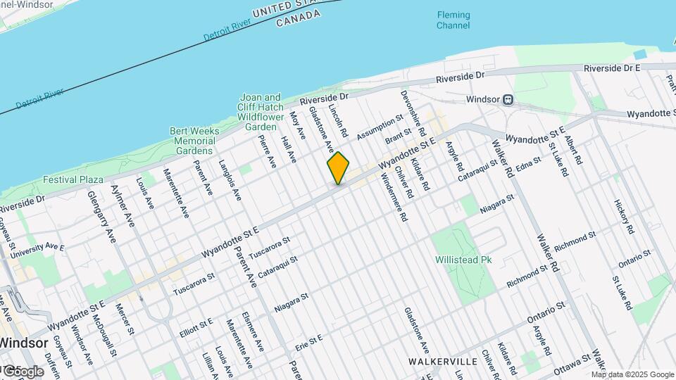 1441 Wyandotte St E Map and Location Details