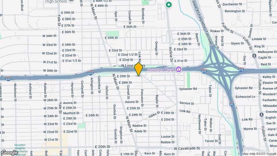 838 E 29th St Map and Location Details