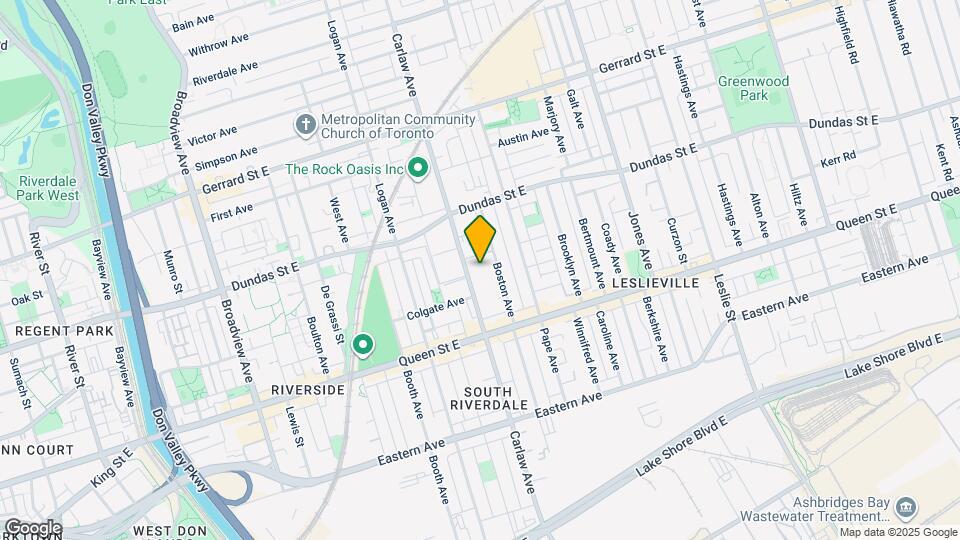 233 Carlaw Ave Map and Location Details