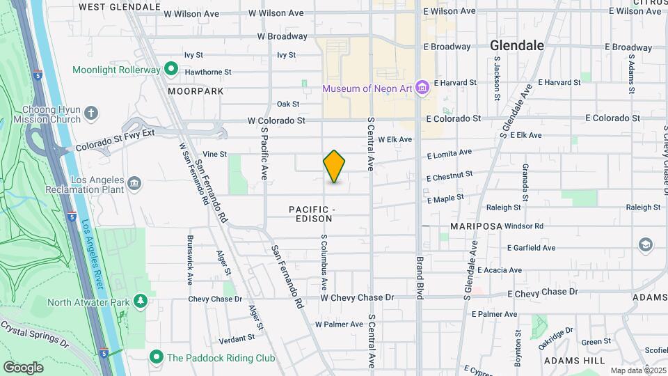 351 Riverdale Dr Mapa y Detalles de la Ubicación