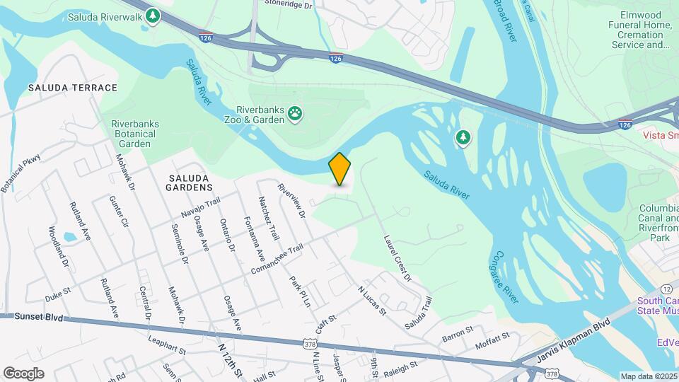 226 Edgewater Ln Map and Location Details