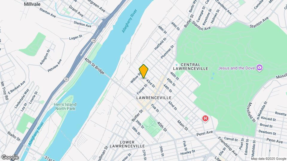 135 42nd St Map and Location Details