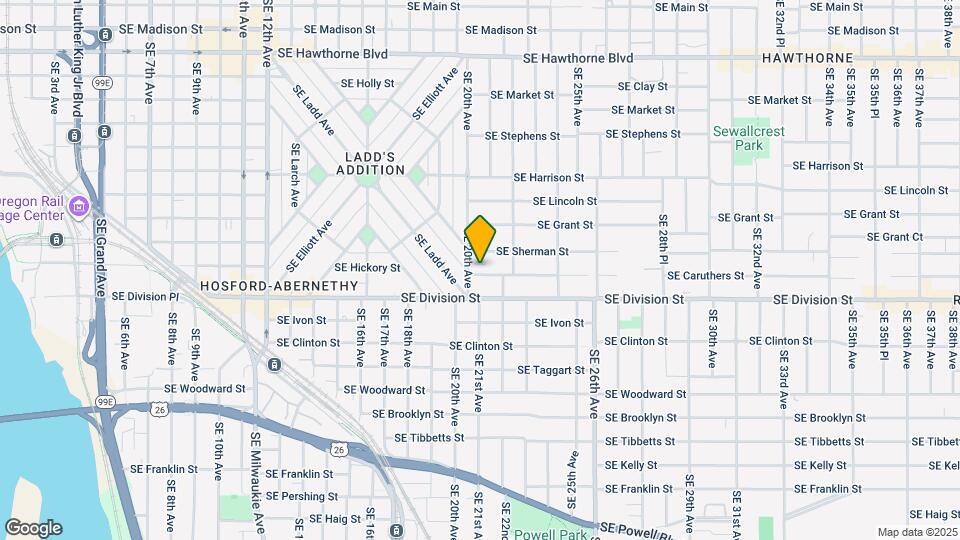 2105 SE Caruthers St Map and Location Details