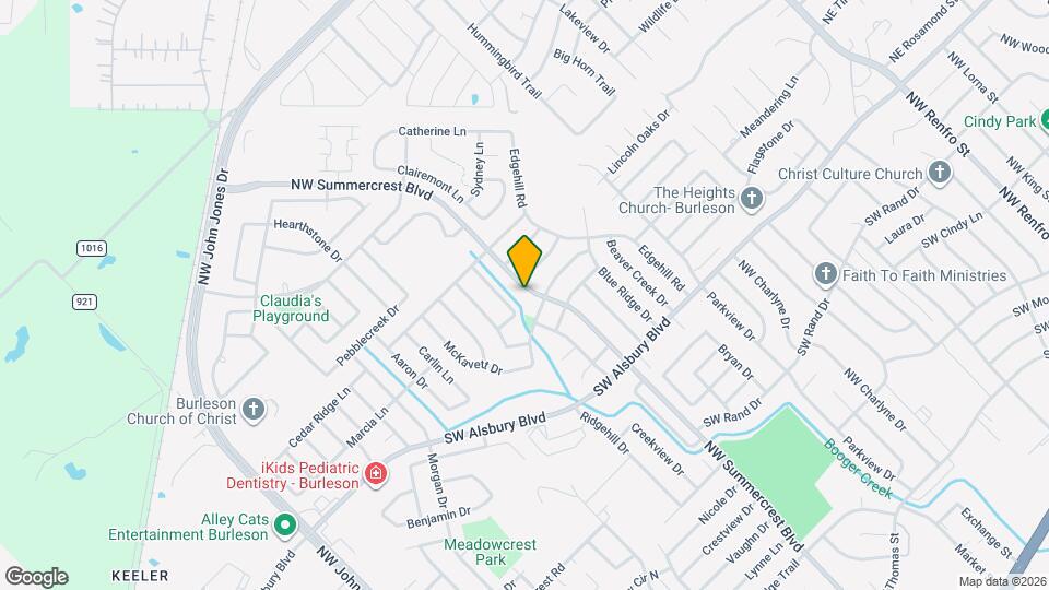 933 NW Summercrest Blvd Map and Location Details