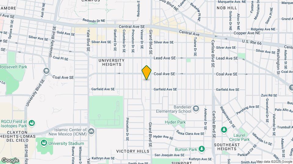 413-415 Girard Blvd NW Map and Location Details