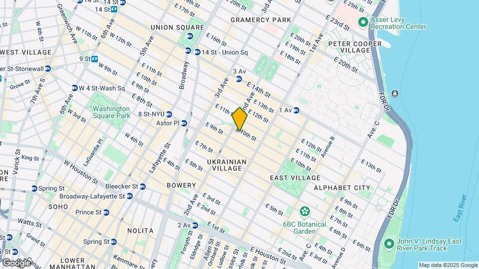 208 E Tenth St Mapa y Detalles de la Ubicación