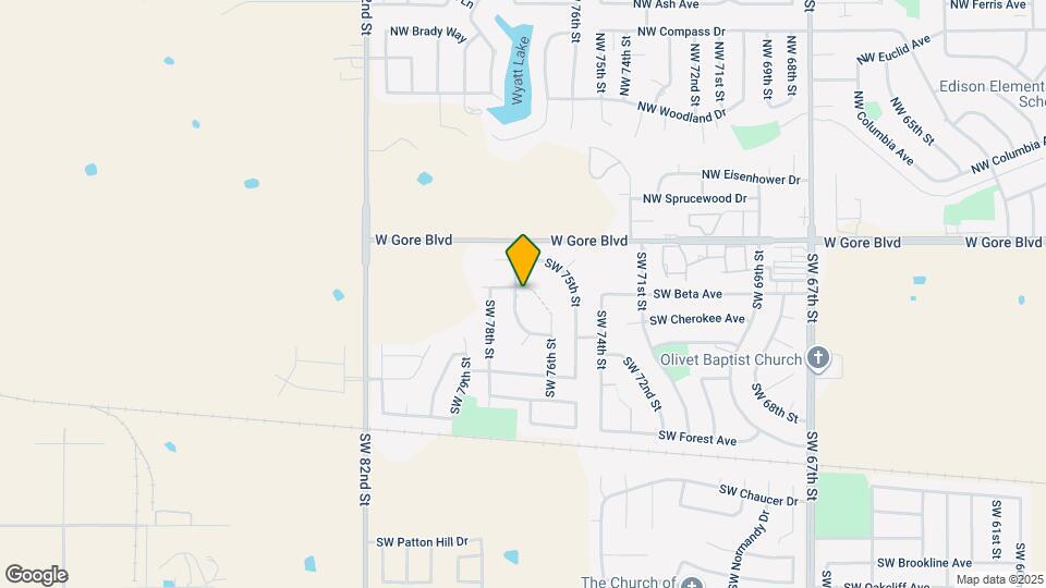 216 SW Crystal Hills Dr Map and Location Details