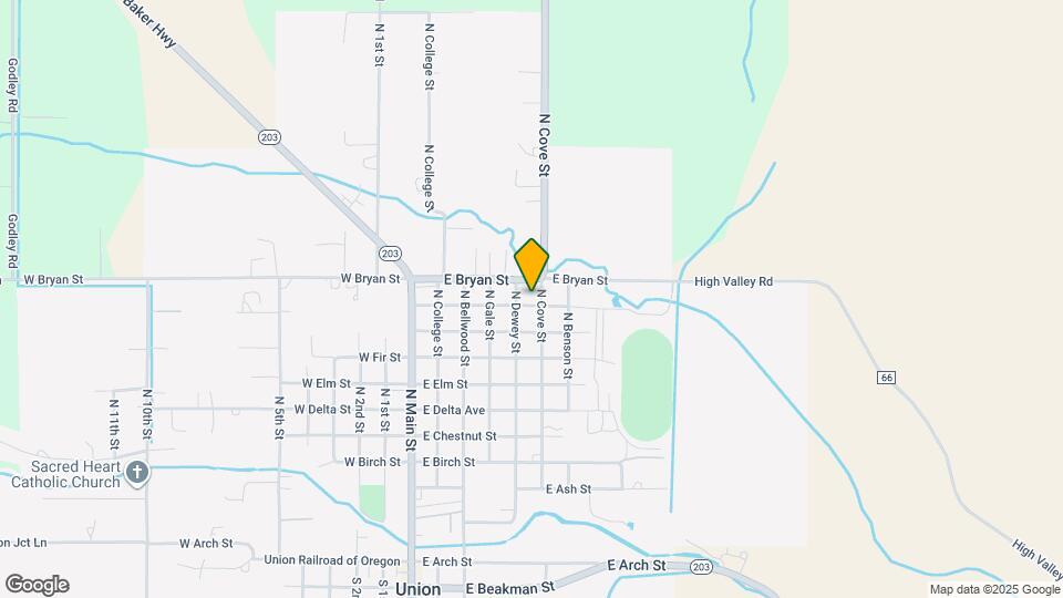 547 E Hickory St Map and Location Details